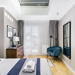 Penthouse With Balcony - Kazimierz كراكوفيا