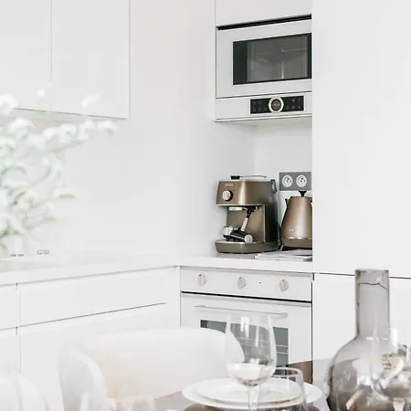 Sunset Gold 2br Penthouse - Ac & View & Balcony *