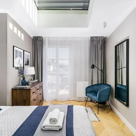 Sunset Gold 2br Penthouse - Ac & View & Balcony Cracovia